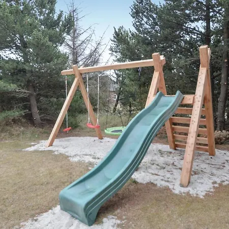 Five-bedroom Holiday In בית נופש *