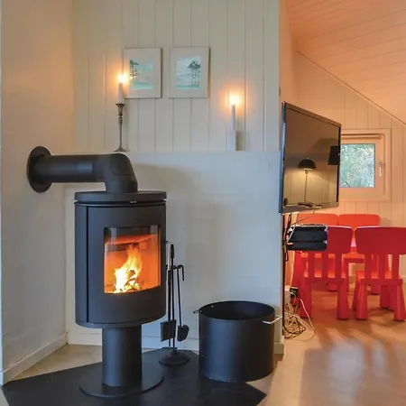 Five-bedroom Holiday In בית נופש